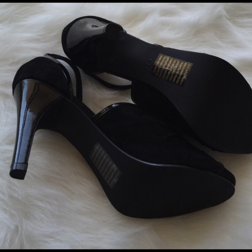 Size 8 black pumps with strap
